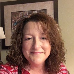 Meet your Posher, Dena